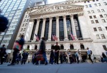 Photo of Нью-Йоркская фондовая биржа начала делистинг трех китайских компаний