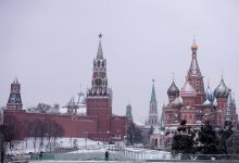 Photo of В Кремле рассказали, кто в приоритете получает российскую вакцину