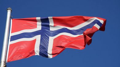 Photo of В Норвегии заявили, что ЕС придется идти на поклон к России за вакциной
