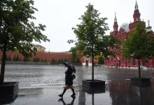 Photo of Россияне стали больше тратить на одежду для дождливой погоды