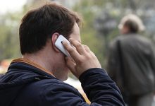 Photo of Эксперты подсчитали, кто в России больше всех тратит на мобильную связь