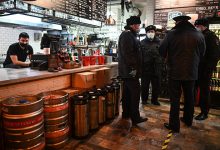 Photo of Власти Москвы пообещали регулярные проверки кафе на соблюдение COVID-мер