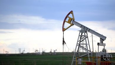 Photo of Нефть Brent поднялась выше 77 долларов за баррель впервые с 2018 года