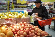 Photo of Россияне ежегодно недоедают десятки килограммов овощей и молочки