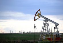 Photo of Нефть дешевеет более чем на 3,5% на «двойном риске»