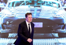 Photo of Как Илон Маск оскорбил чувства акционеров Tesla, спросив совет в твиттере