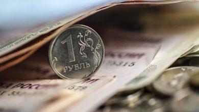Photo of Рубль перешел к росту против доллара и евро в рамках коррекции