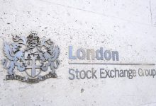 Photo of Бумаги российских компаний завершили падением торги на бирже Лондона