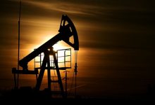 Photo of Нефть торгуется ниже $100 за баррель