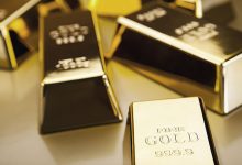 Photo of Стоимость золота начала расти на небольшом откате доходности облигаций
