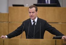 Photo of Медведев заявил, что госкомпаниям сейчас нужно работать быстро и слажено