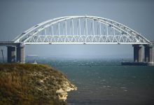 Photo of По Крымскому мосту после ЧП прошли 13 поездов