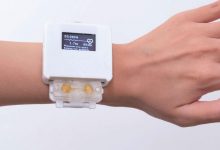 Photo of Учёные из США разработали смарт-часы с живым существом внутри. Его надо кормить