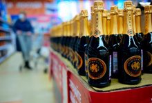 Photo of Алкоголь интересовал россиян в праздники больше, чем продукты
