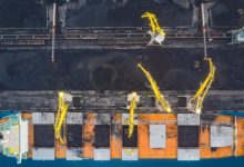 Photo of Морским транспортом перевозится больше угля, чем когда-либо прежде